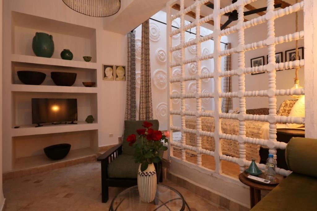 103Riad Pool Rooftop & Hammam มาร์ราเกช ภายนอก รูปภาพ