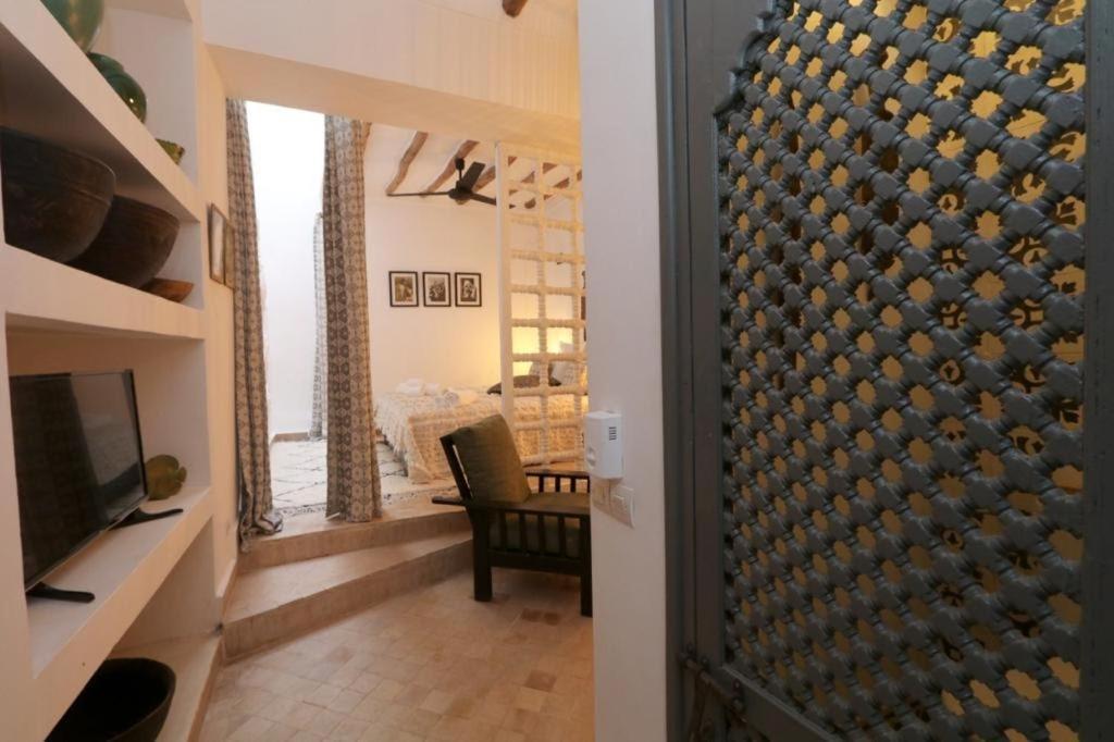 103Riad Pool Rooftop & Hammam มาร์ราเกช ภายนอก รูปภาพ